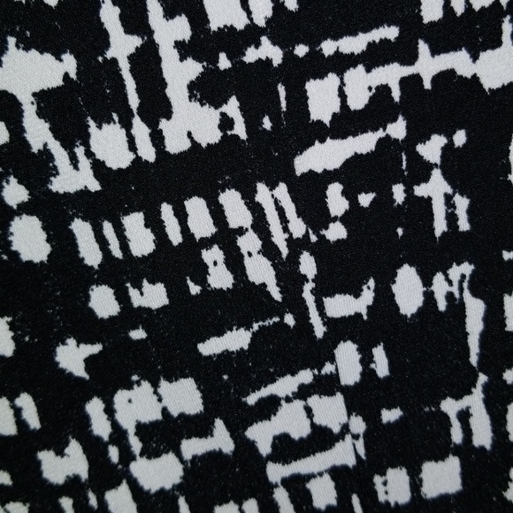 Dress - Picture 5 of 6